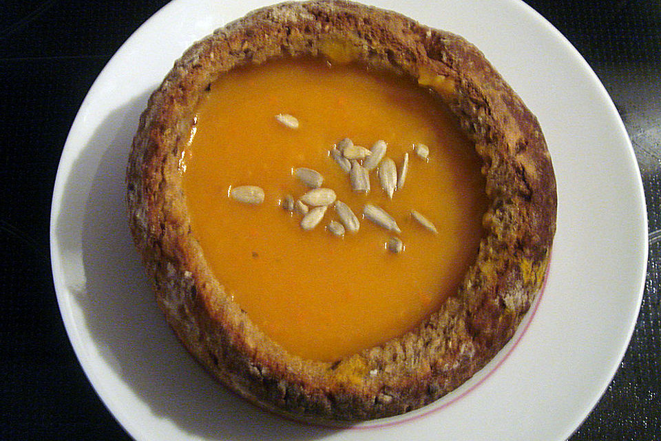 Kürbis-Kokos-Suppe