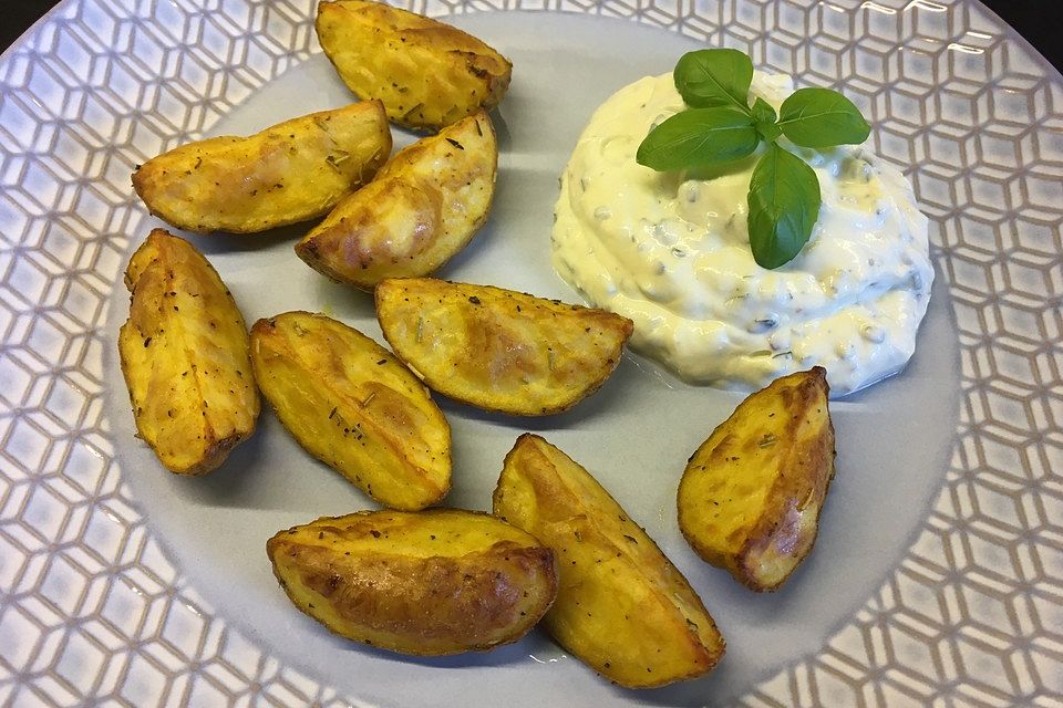 Kartoffelspalten mediterran, aus der Actifry oder aus dem Backofen