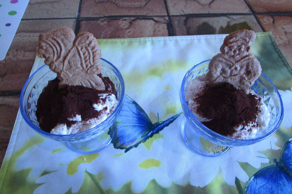 Schnelles Spekulatius-Pudding-Tiramisu