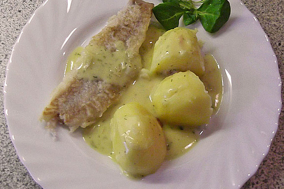 Fisch in grüner Soße