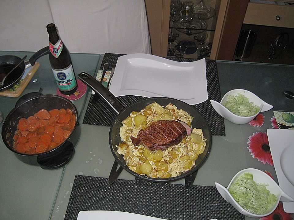 Barbarie-Entenbrust mit Karotten-Gemüse und Koriander von Robert_3 ...