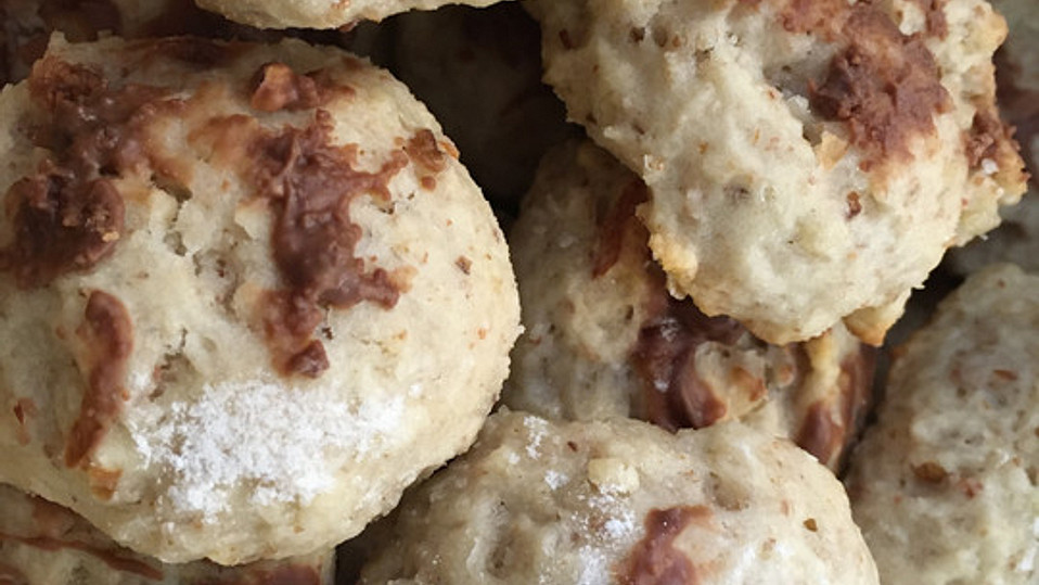 Walnuss-Crème fraîche Plätzchen a la Mäusle von CocaColaMaus Walnuss-Crème fraîche Plätzchen a la Mäusle von CocaColaMaus