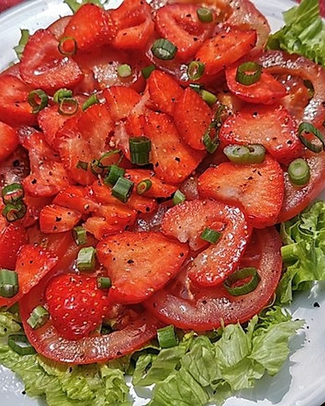 Erdbeer-Tomaten-Salat