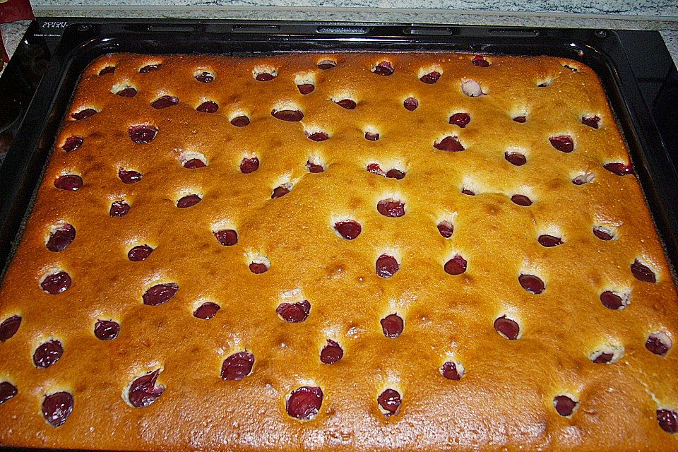 Tassen-Kirschkuchen