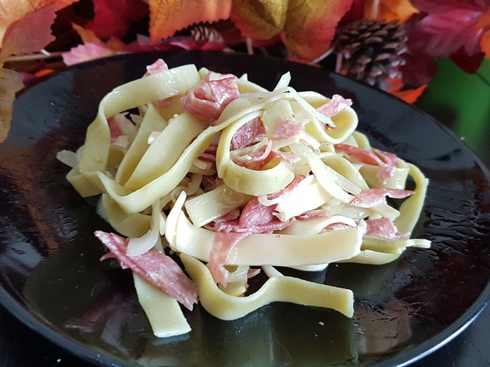 Käse-Salami Salat von Spargelkoenigin| Chefkoch