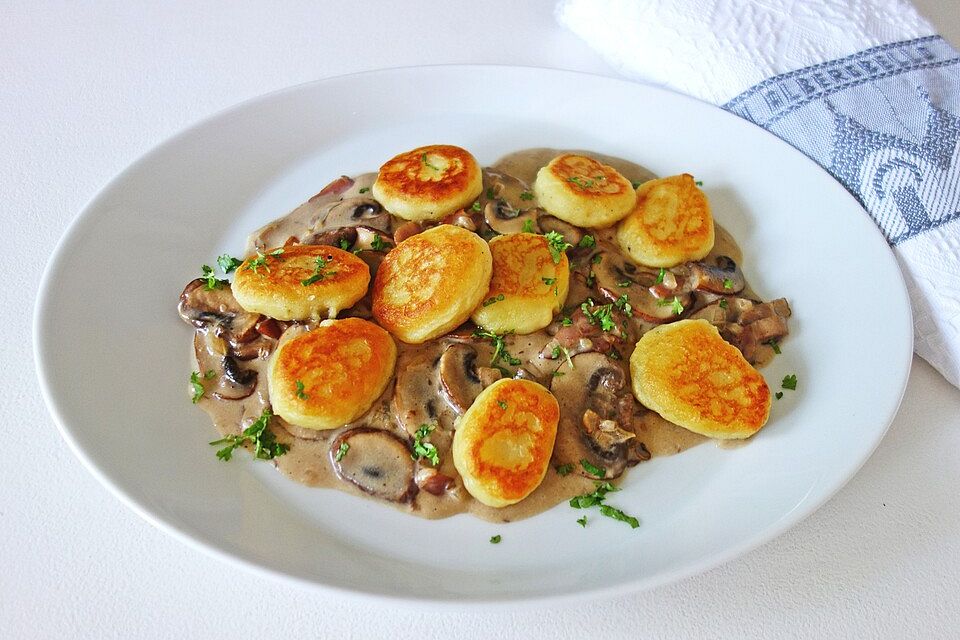 Gnocchi mit Pilzrahmsoße