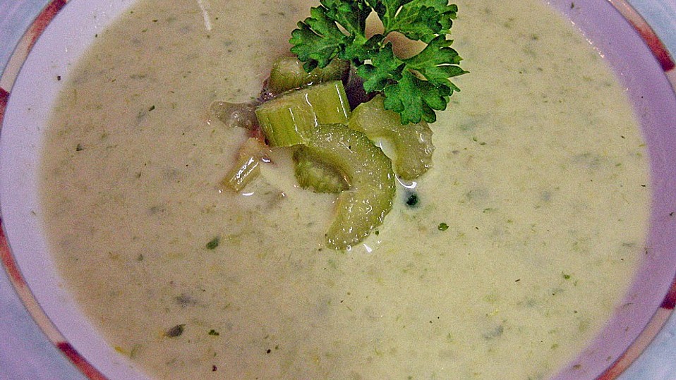 Staudensellerie Creme - Suppe von sonjagelb Staudensellerie Creme - Suppe von sonjagelb
