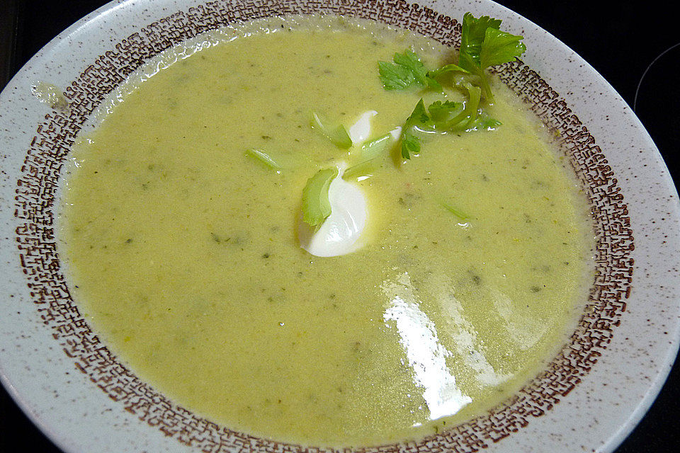 Staudensellerie Creme - Suppe