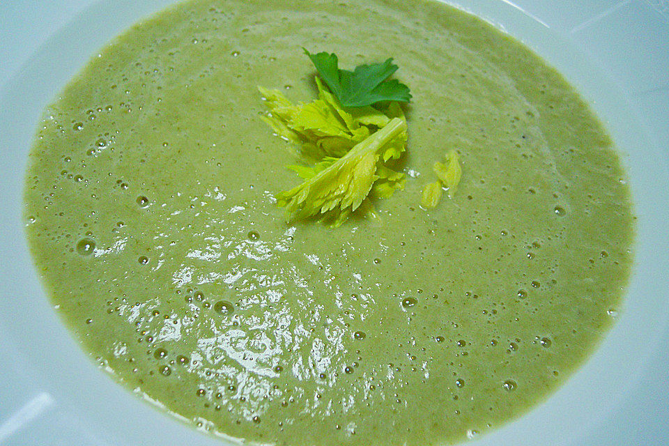 Staudensellerie Creme - Suppe