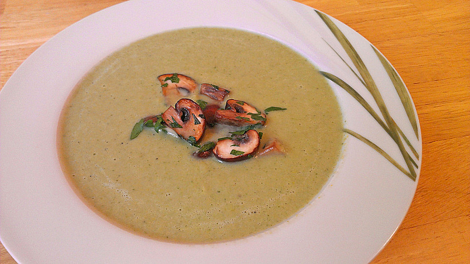 Staudensellerie Creme - Suppe von sonjagelb Staudensellerie Creme - Suppe von sonjagelb