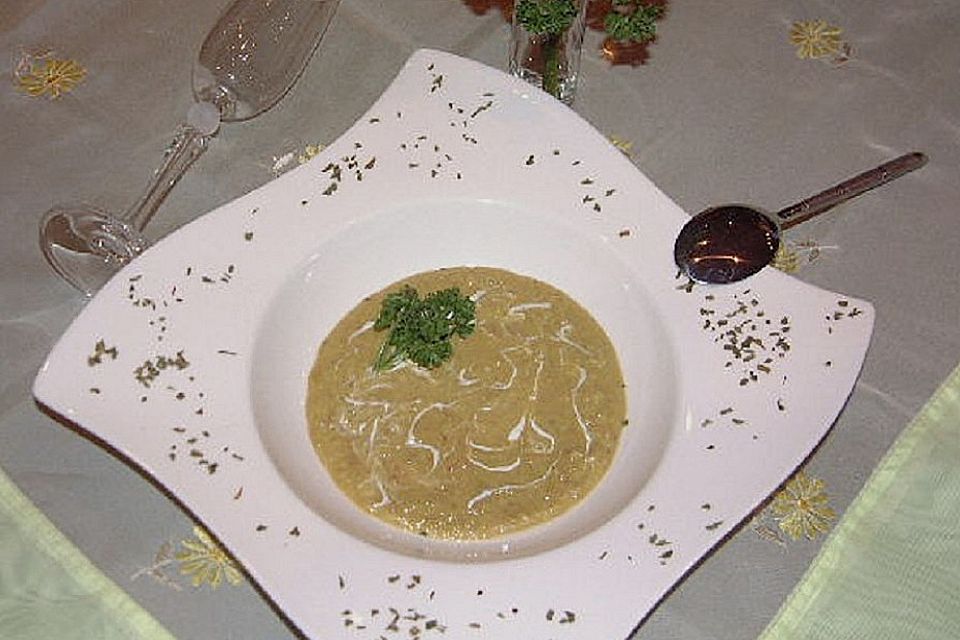 Andalusische Erbsensuppe