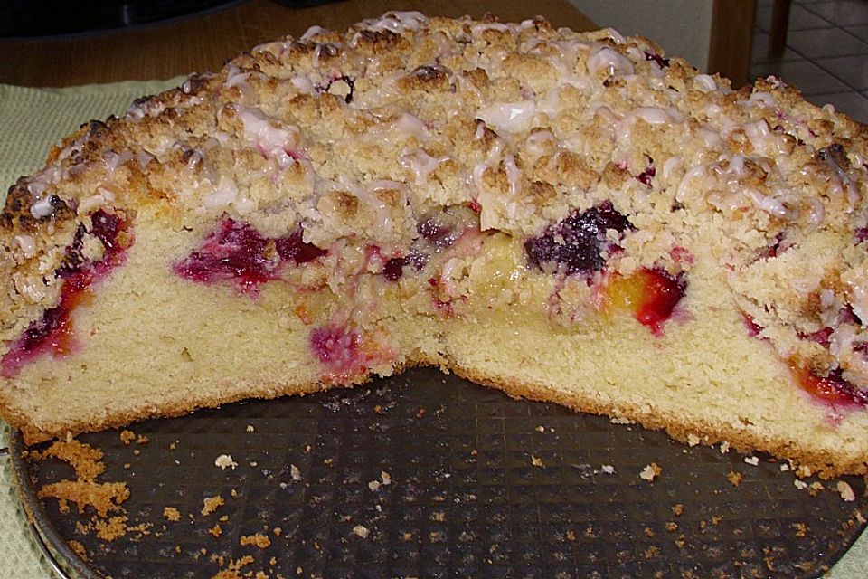 Resis Pflaumenkuchen mit Streusel