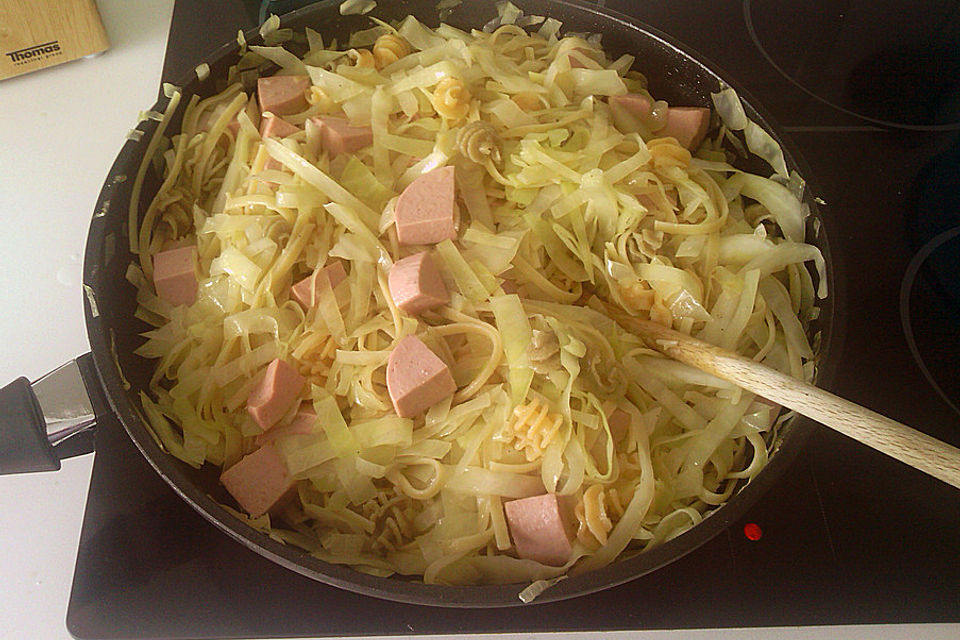 Tiroler Krautnudeln