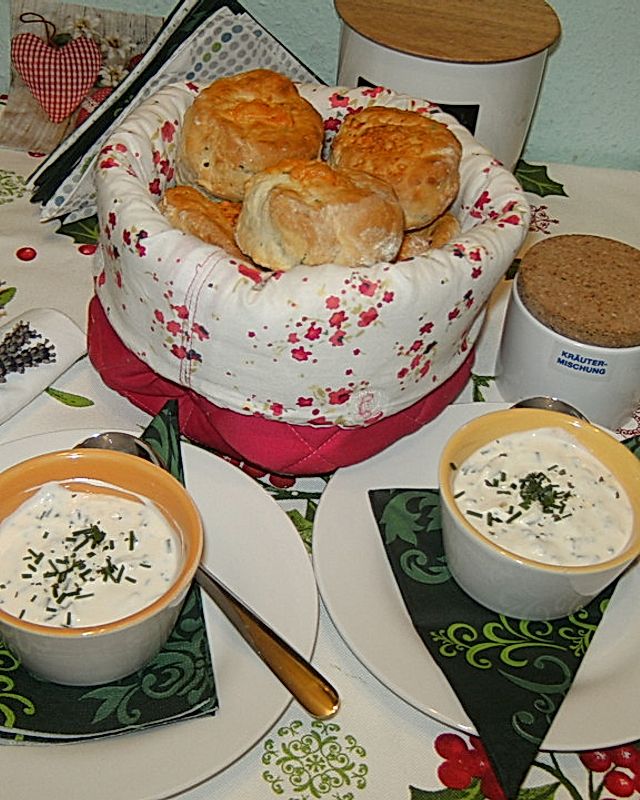 Käse - Schnittlauch - Brötchen