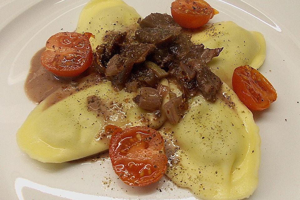 Tortellini in Aprikosen-Tomaten Sauce