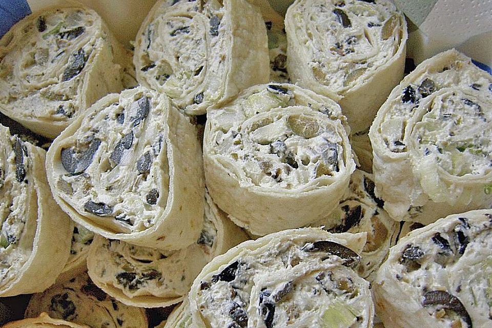 Mexican cream cheese rollups