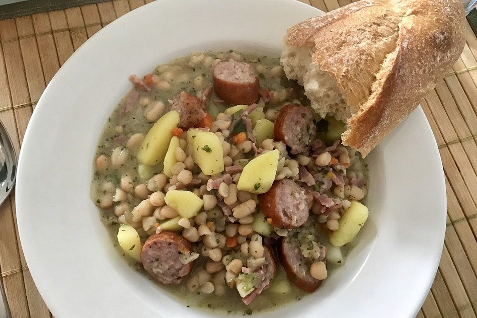 Weiße Bohnen-Suppe