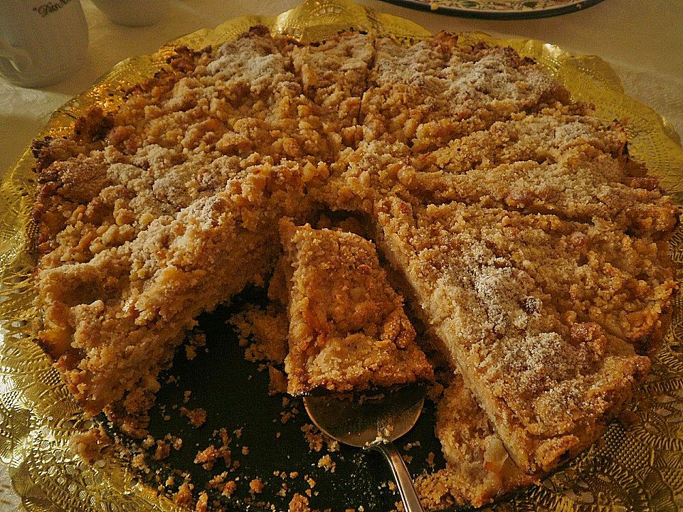 Krümeltorte mit Walnüssen und Äpfeln von Lia91| Chefkoch