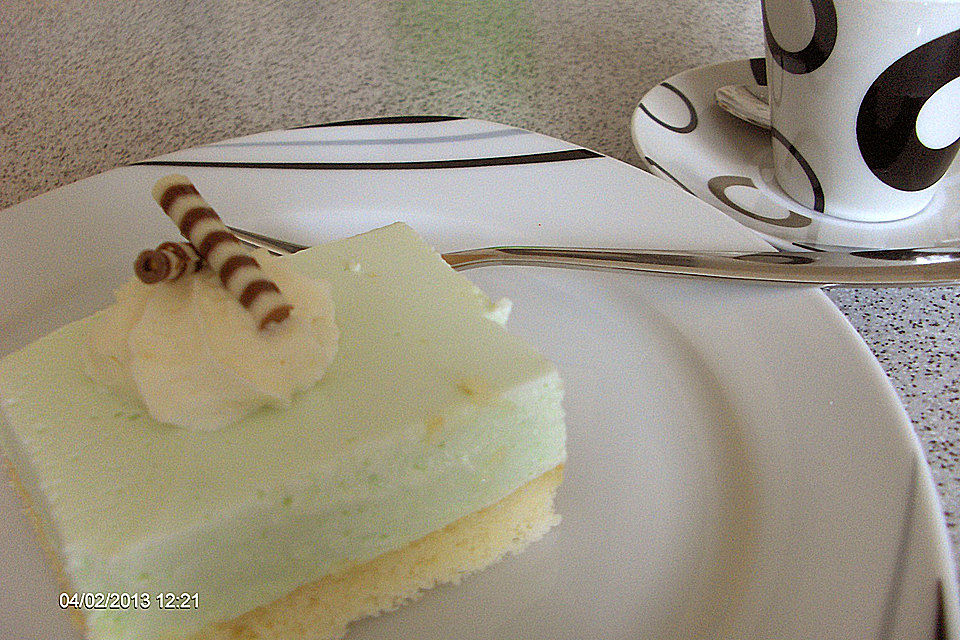 Waldmeistertorte