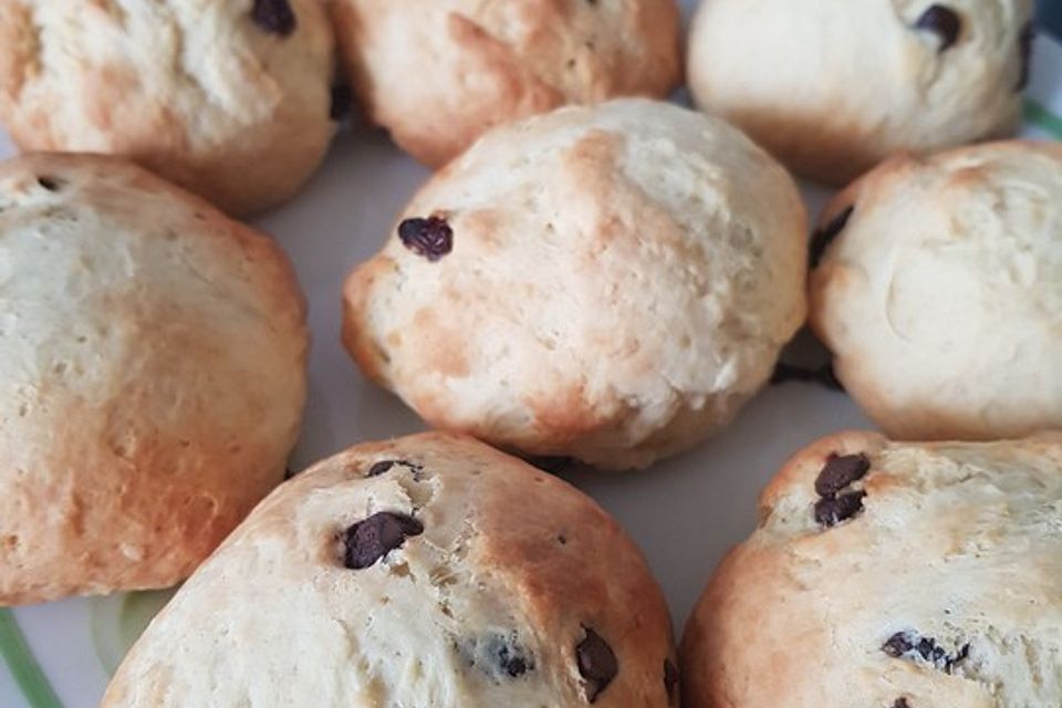 Quark-Öl-Teig Brötchen mit Schokostückchen