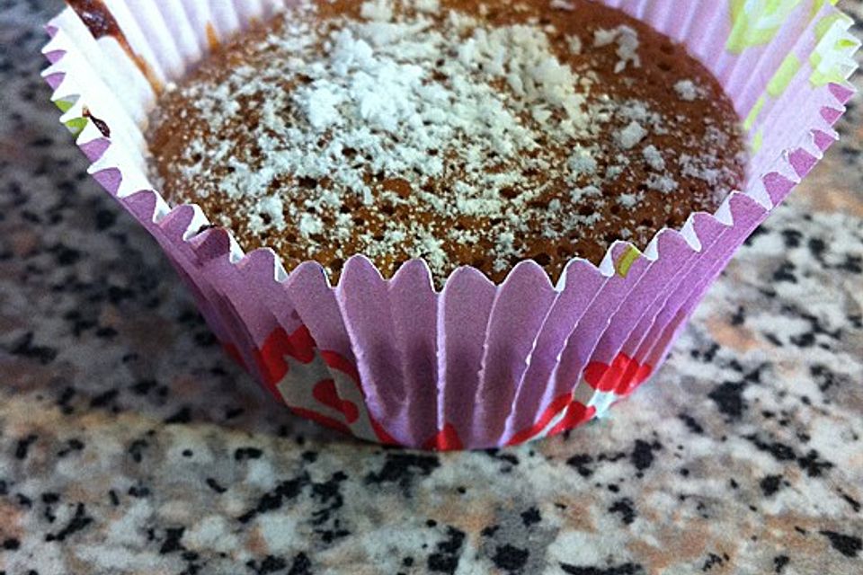 Kokos-Cupcakes mit Topping Kokos-Cupcakes mit Topping