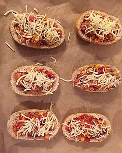 Vegetarische Pizzabrötchen