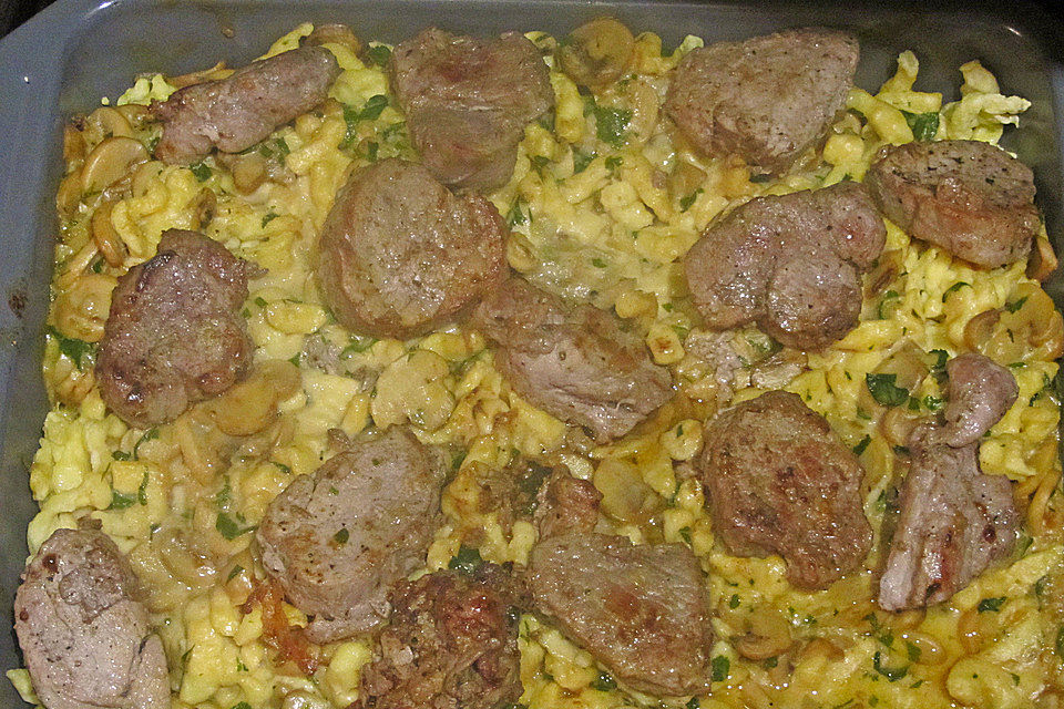 Spätzle-Pfanne mit Schweinefilet