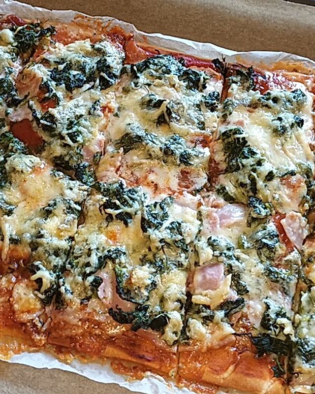 Vegetarische Pizza vom Stein