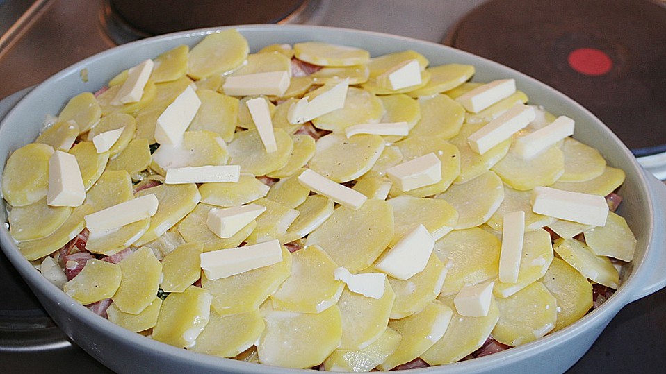 feuervogels Wirsing-Kartoffel-Auflauf mit Kassler von feuervogel feuervogels Wirsing-Kartoffel-Auflauf mit Kassler von feuervogel