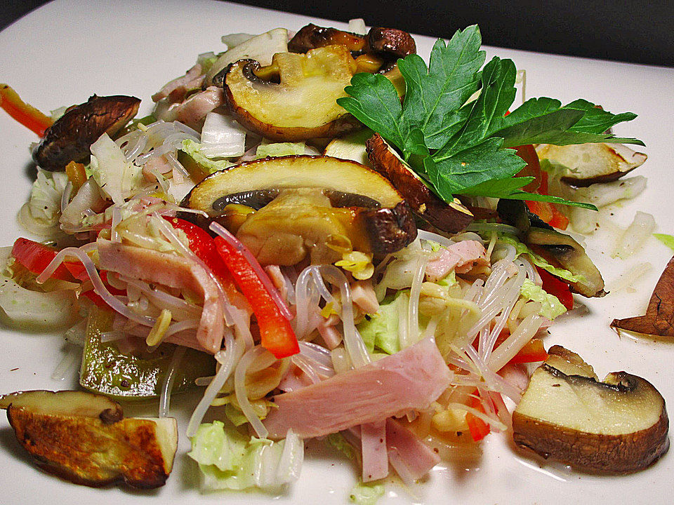 Glasnudelsalat mit Chinakohl und Pilzen von schwobamädle| Chefkoch