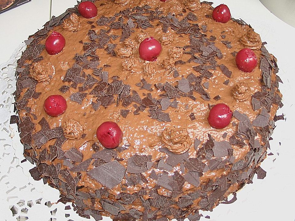Mousse au Chocolat - Torte mit Kirschen von Galimero| Chefkoch