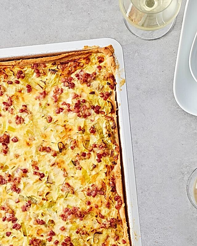 Rezeptbild zum Rezept Quiche mit Lauch und Speck vom Blech