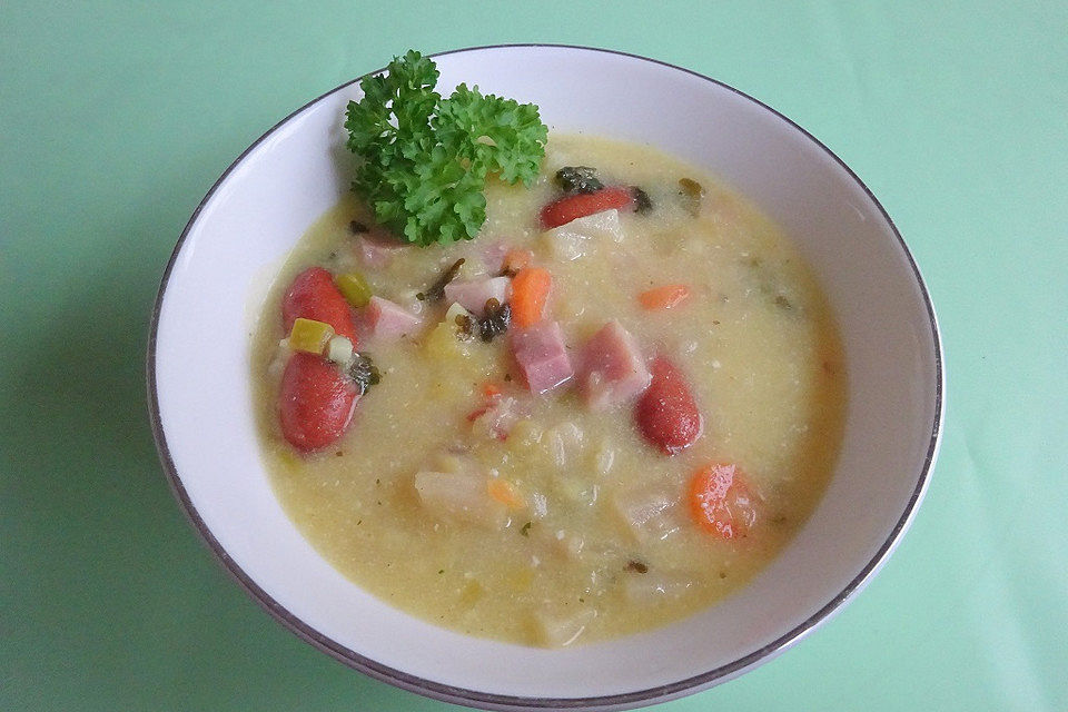 Herzhafte Kartoffelsuppe Herzhafte Kartoffelsuppe