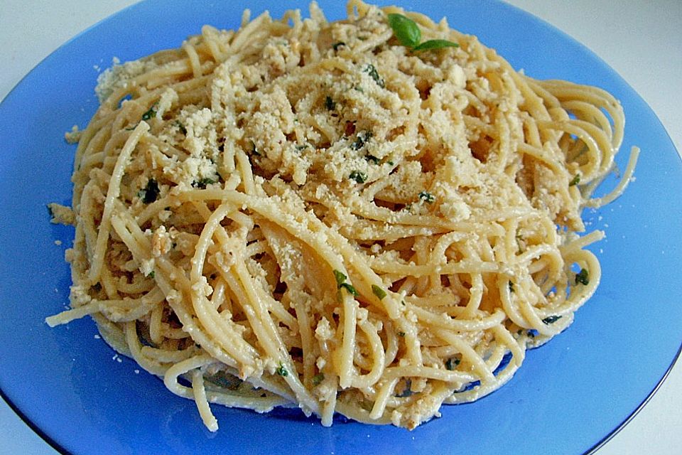 Spaghetti mit Walnuss-Sauce