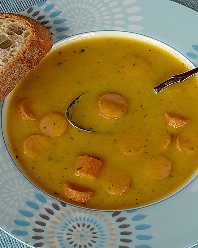 Kartoffel-Lauch-Suppe mit Möhren