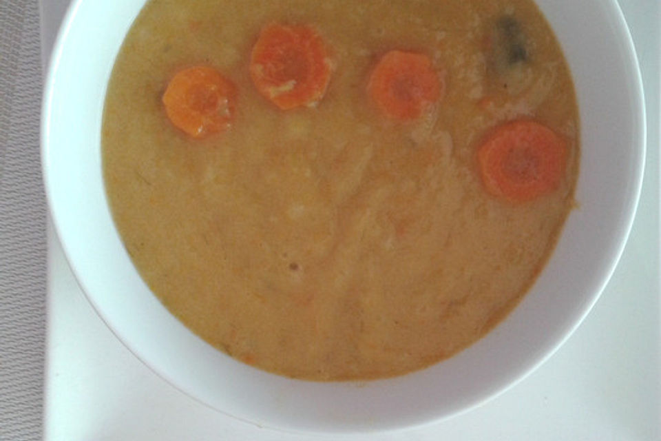 Kartoffel-Lauch-Suppe mit Möhren