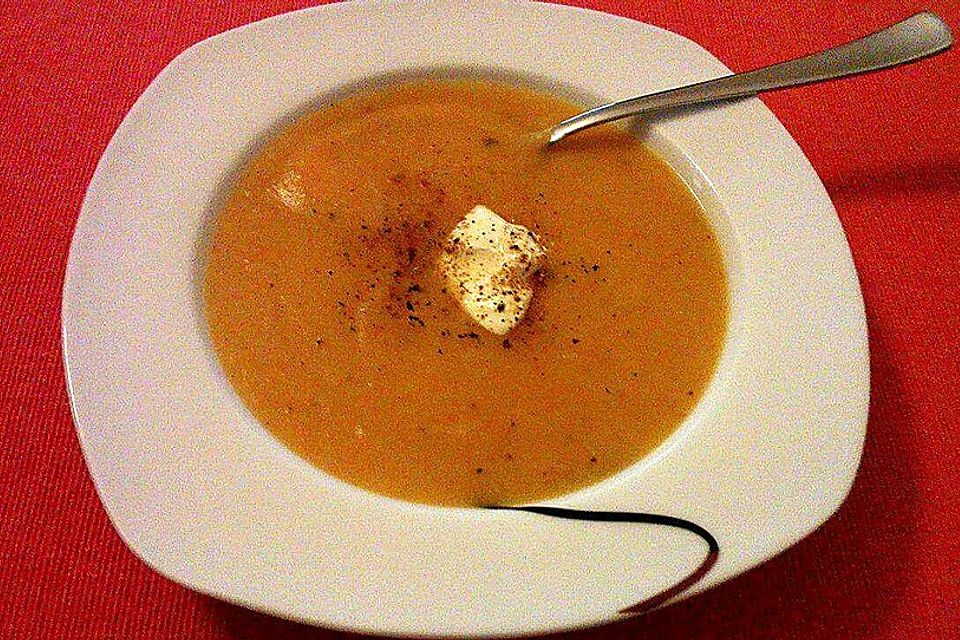 Kartoffel-Lauch-Suppe mit Möhren