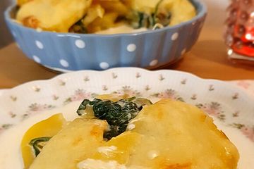 Kartoffelauflauf mit Spinat und Käse