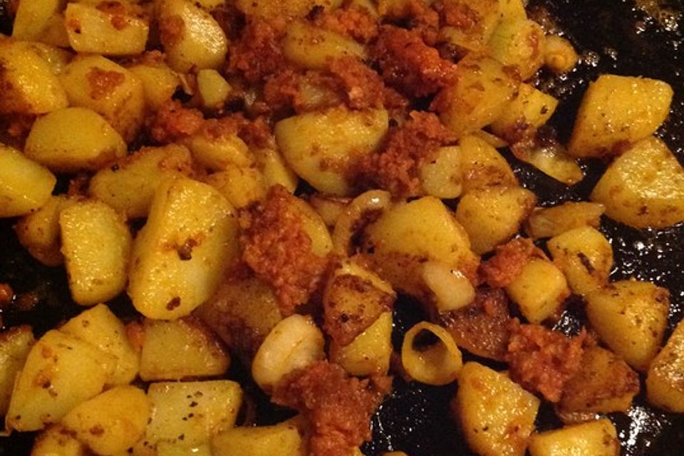 Chicas Patatas amb Sobrasada