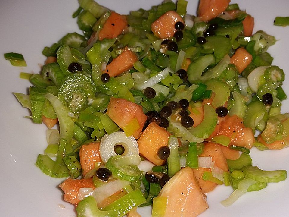 Papaya-Porree-Sellerie-Salat von annewi| Chefkoch