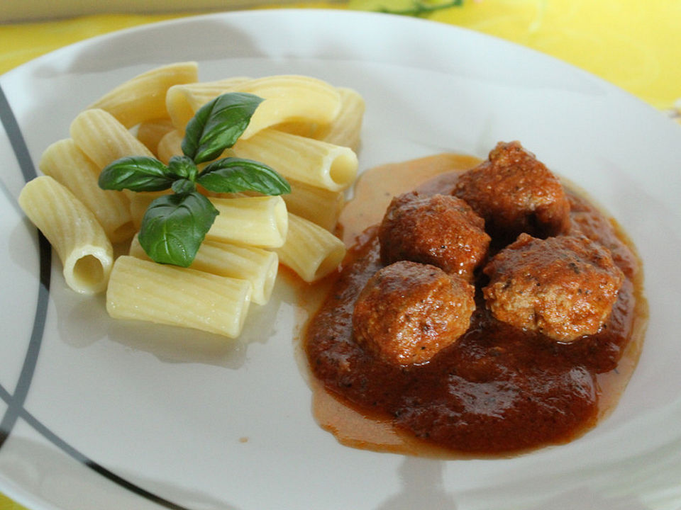 Fleischballchen In Tomatensauce Von Badegast1 Chefkoch 