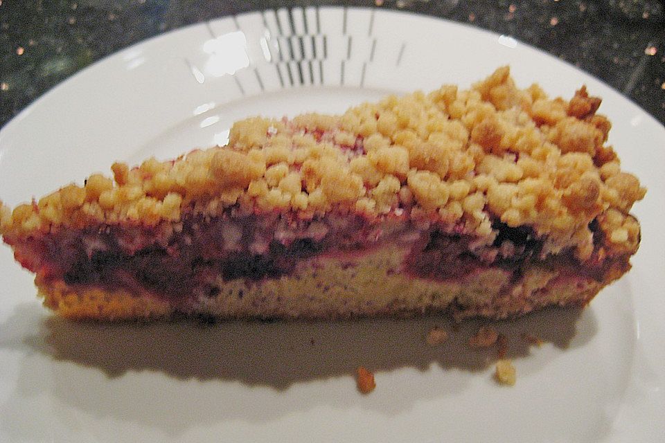 Streusel-Beeren Kuchen