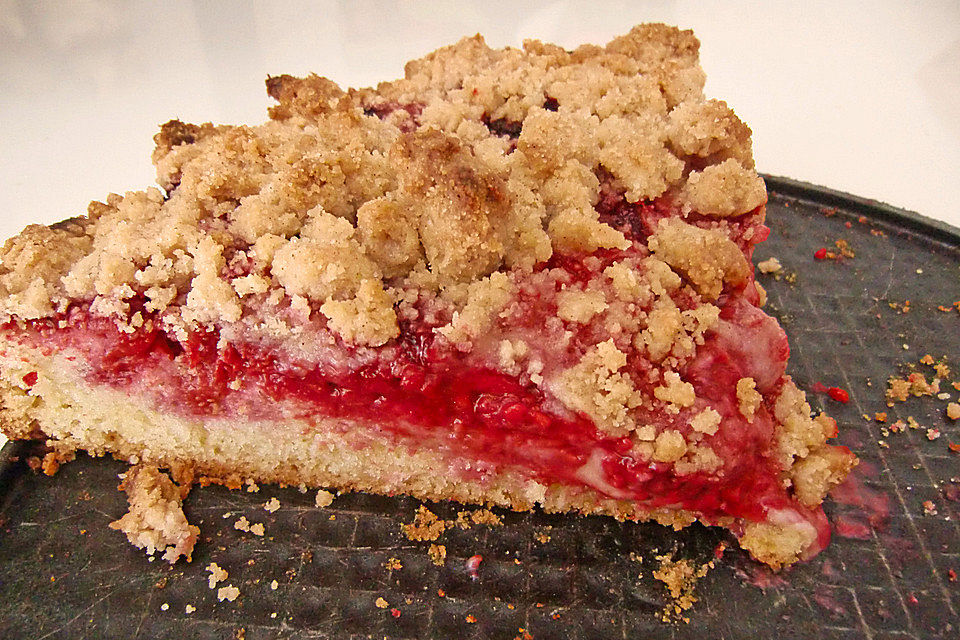 Streusel-Beeren Kuchen