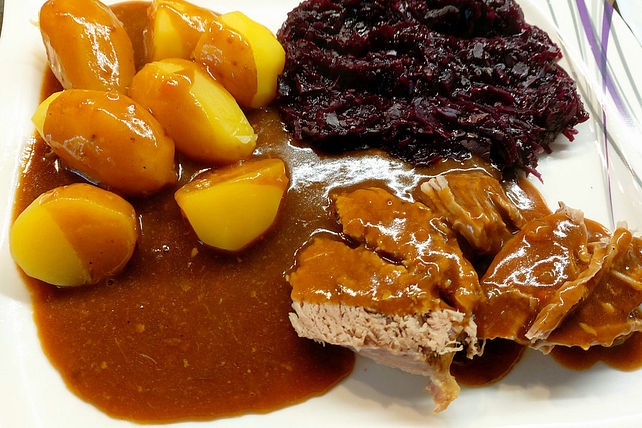 Saftiger Schweinebraten nach altdeutscher Art von smadly01| Chefkoch