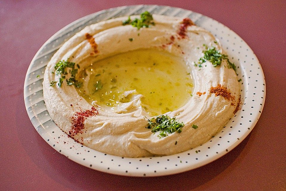 Hummus bi Tahin