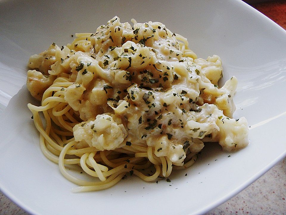 Spaghetti mit Blumenkohlsauce von Maunzi| Chefkoch