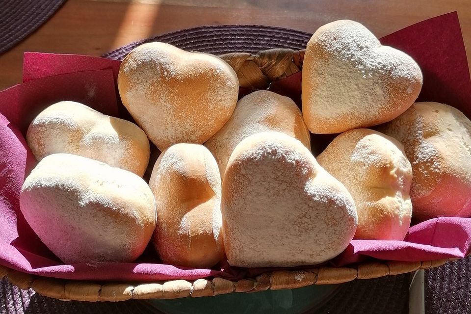 Schnelle (Sonntags-) Brötchen, Bürli