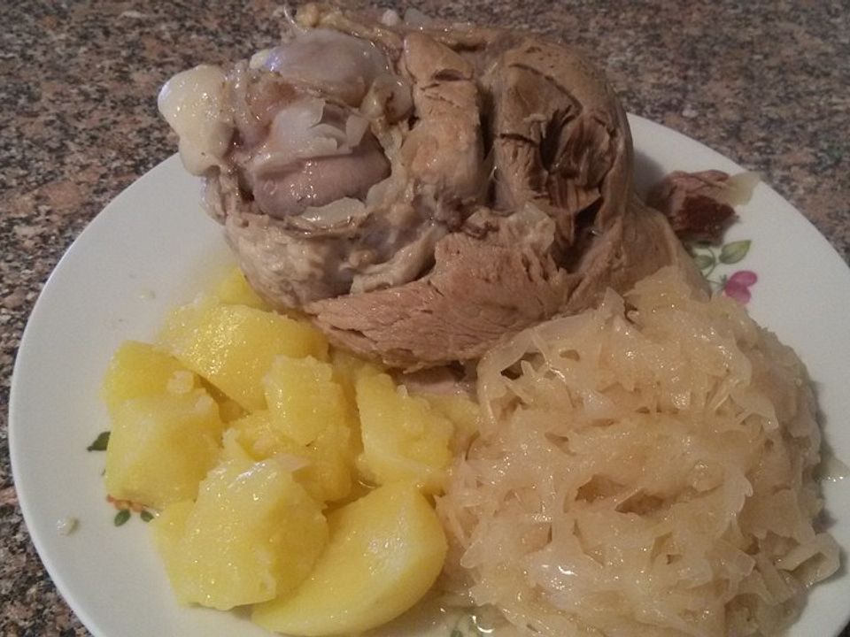 Eisbein mit Sauerkraut von pirogge| Chefkoch