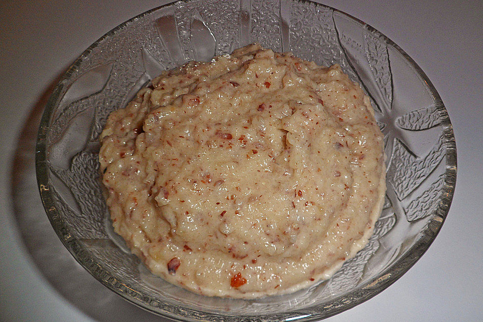 Weihnachtlicher Mandel-Grieß Pudding