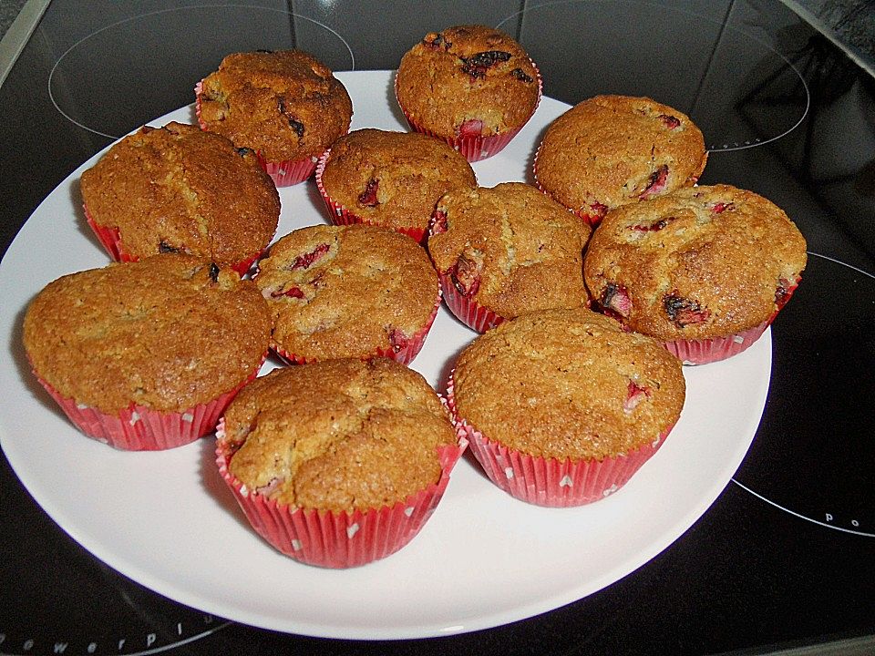 Feine Erdbeermuffins von Tollpatschin13| Chefkoch